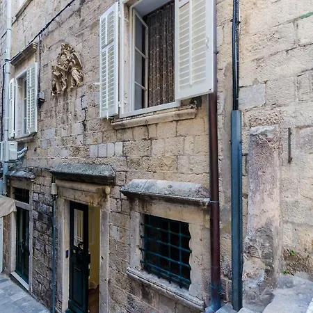 Old Town Spot Apartman